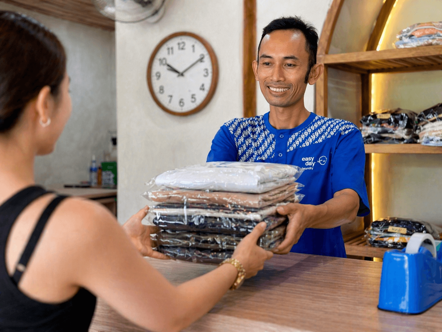 Express laundry service in Bali with same-day turnaround